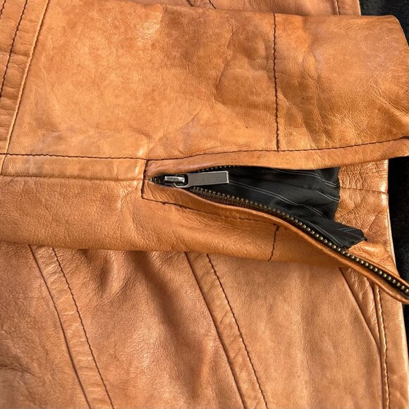 Banana Republic 100% Real Leather Women’s Fitted Biker Jacket – Size M - Picture 3 of 6